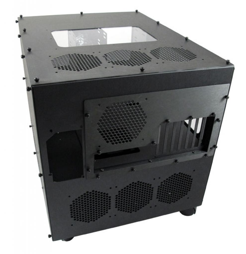 [29/03/2011] XSPC H1 Cube Case (2)