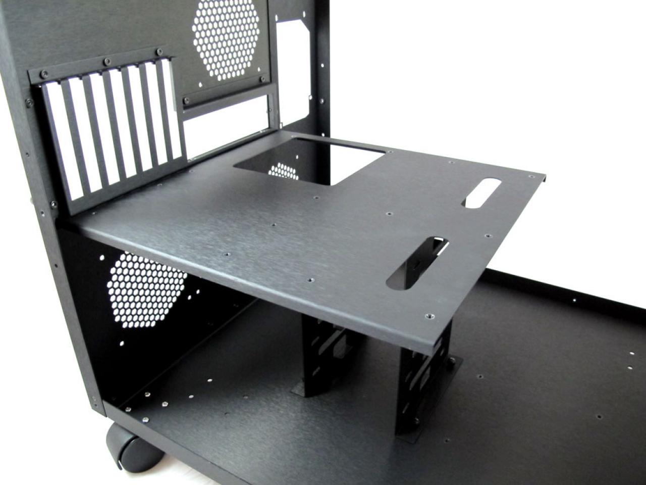 [29/03/2011] XSPC H1 Cube Case (6)