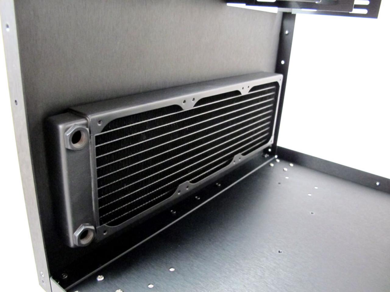 [29/03/2011] XSPC H1 Cube Case (8)
