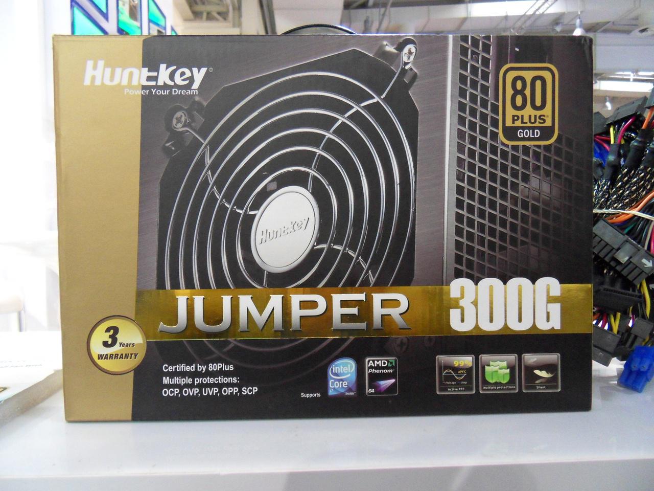 [01/03/2011] Huntkey mit Platinum- und Gold-Netzteilen (4)