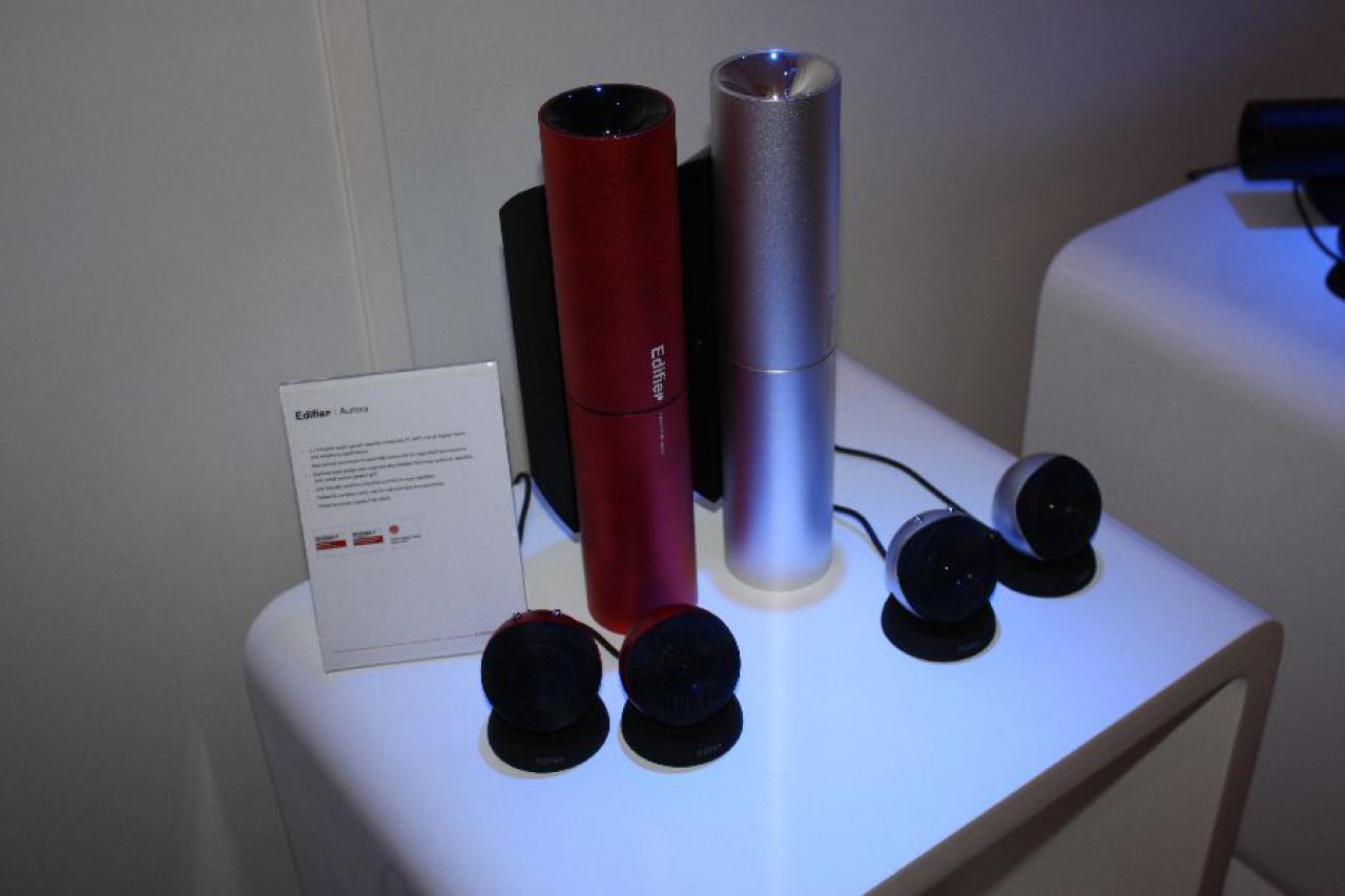 [03/03/2011] Cebit 2011: Neue Lautsprechersysteme von Edifier (4)