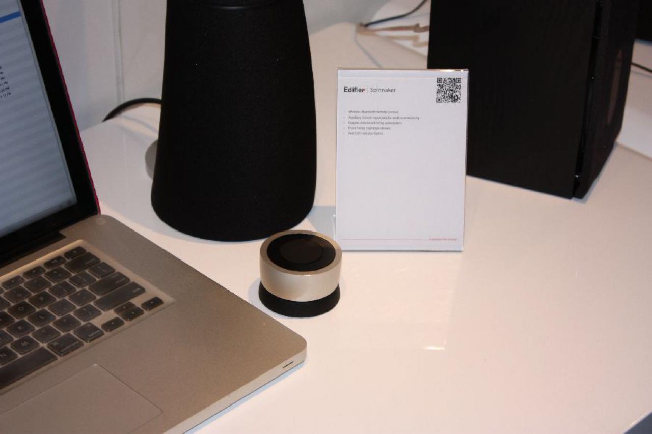 [03/03/2011] Cebit 2011: Neue Lautsprechersysteme von Edifier (15)