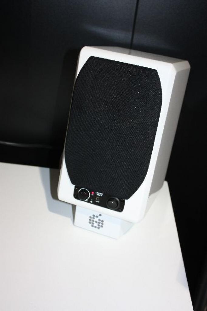 [03/03/2011] Cebit 2011: Home-Eqiupment von Adam-Audio (3)
