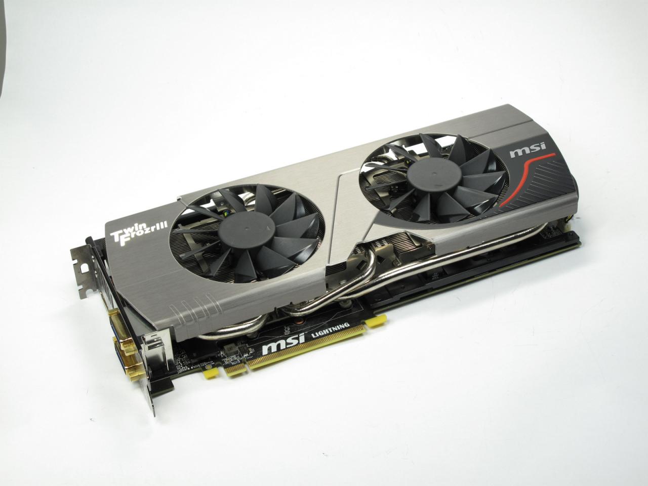 [28/03/2011] MSI N580GTX Lightning