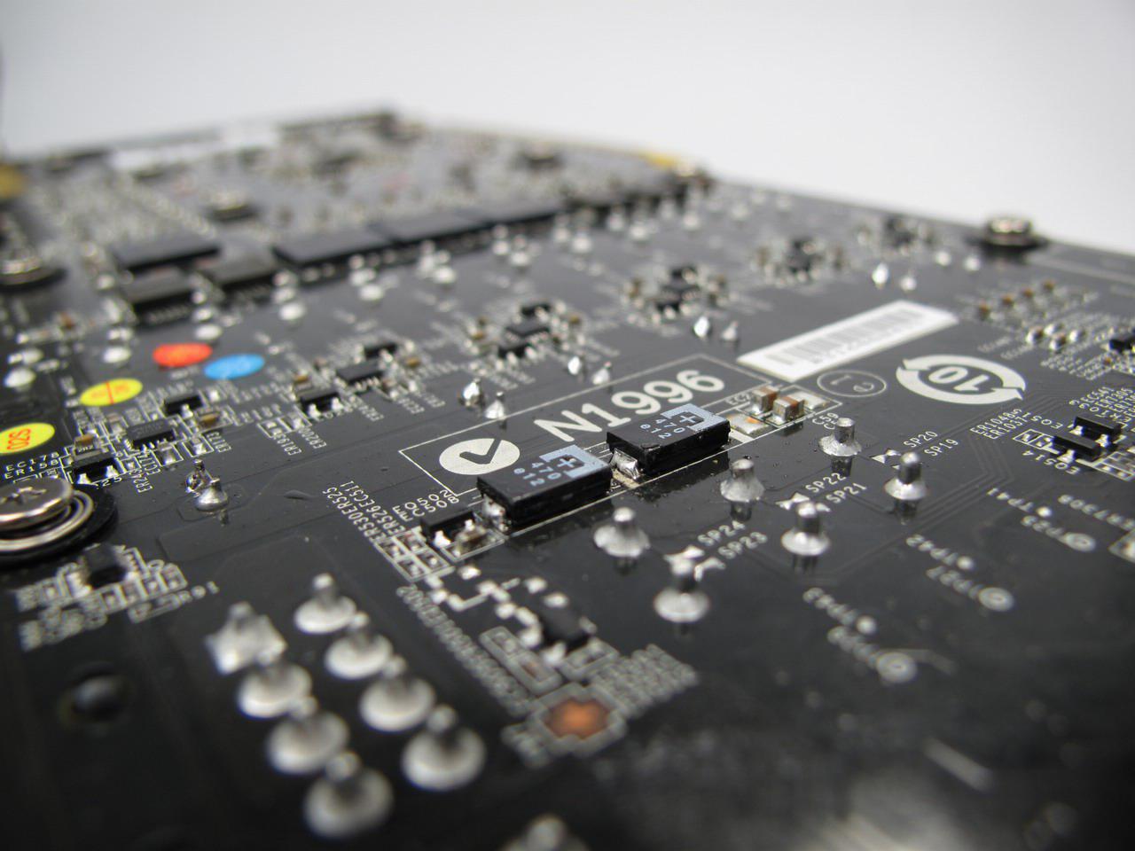 [28/03/2011] MSI Geforce N580GTX Lightning im PCGH-Testlabor (15)