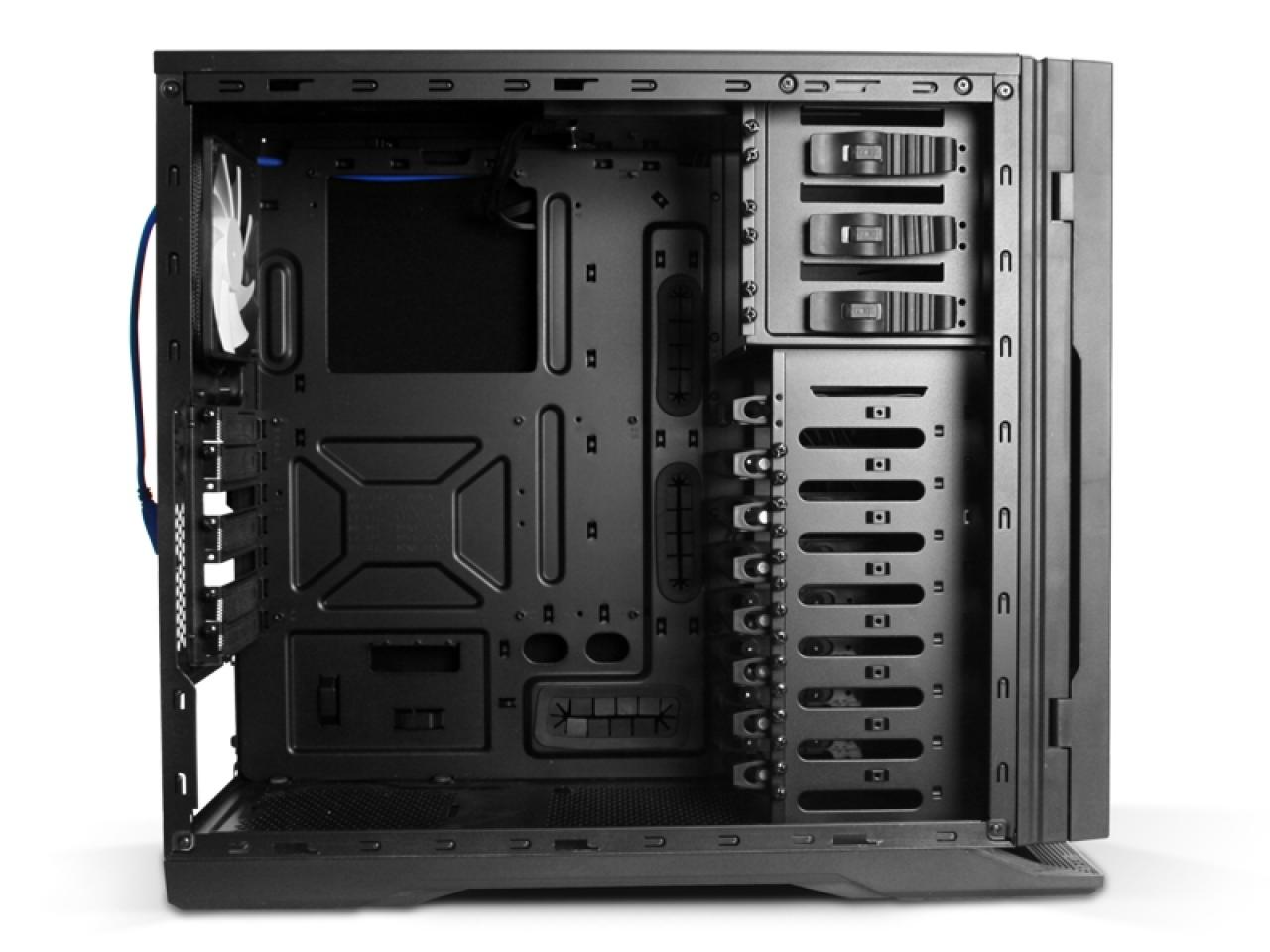 [23/03/2011] NZXT H2: Silent-Tower mit USB 3.0 und SATA-Hot-Swap (9)
