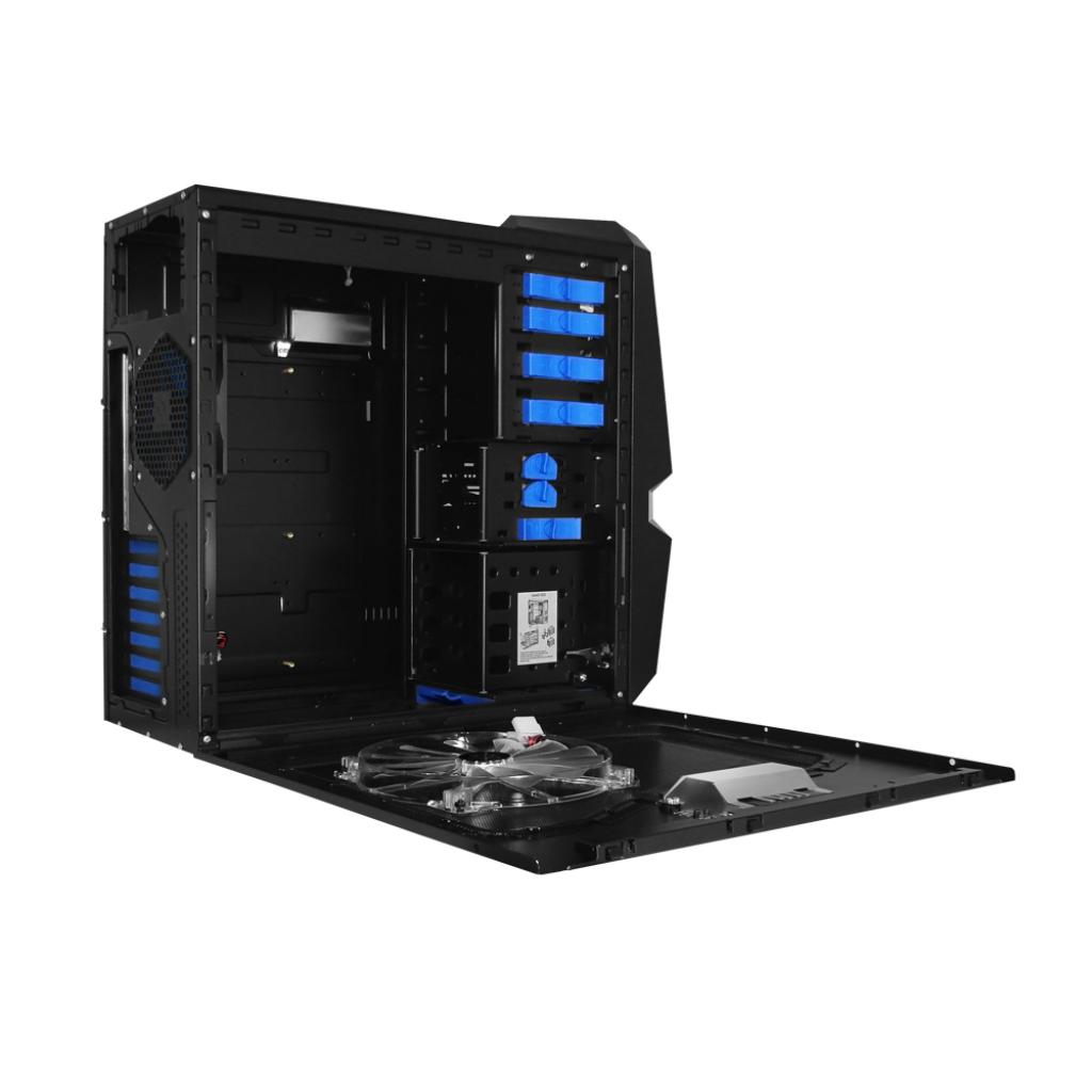 [21/03/2011] Raidmax Blackstorm: Big-Tower für Gamer mit Kleinteilebox (2)