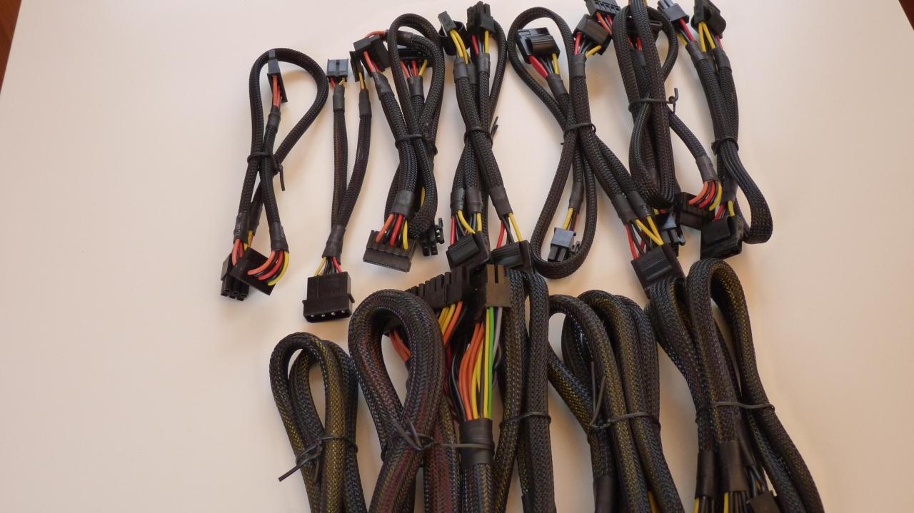[22/03/2011] Seasonic X-760 im PCGHX-Test: Würdiger Nachfolger des X-750 (5)