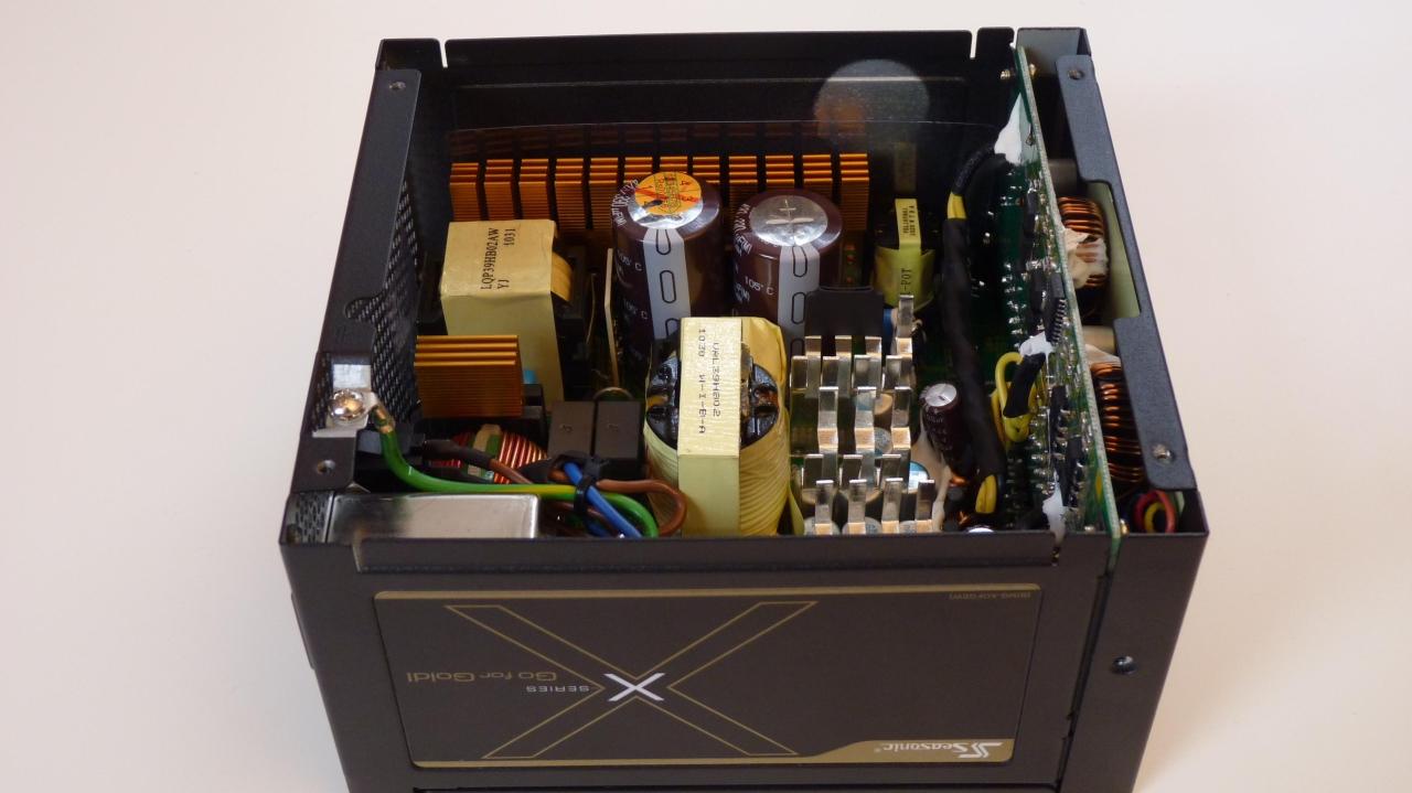 [22/03/2011] Seasonic X-760 im PCGHX-Test: Würdiger Nachfolger des X-750