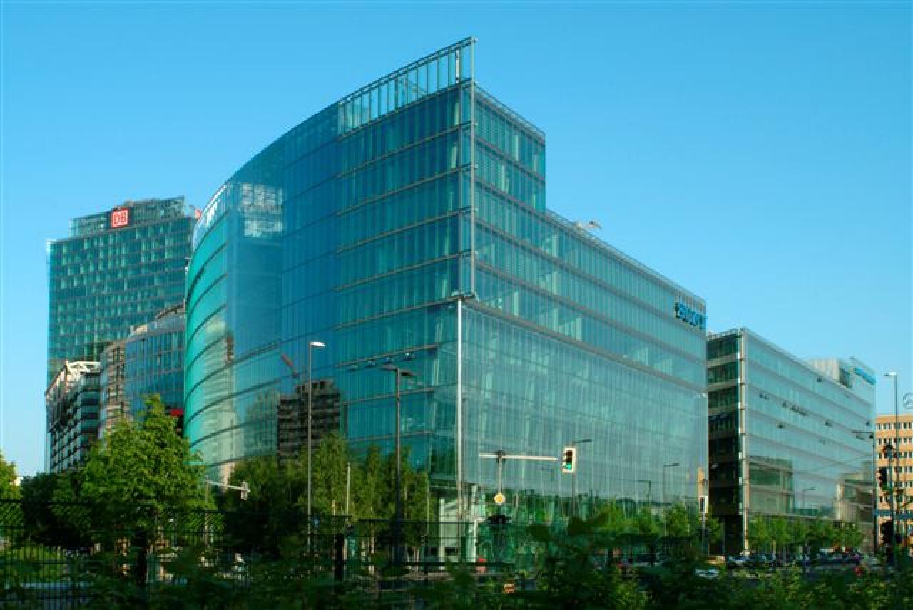 [14/03/2011] Mainboards sollen aufgrund der Japan-Katastrophe teurer werden (im Bild: Sony HQ in Berlin)