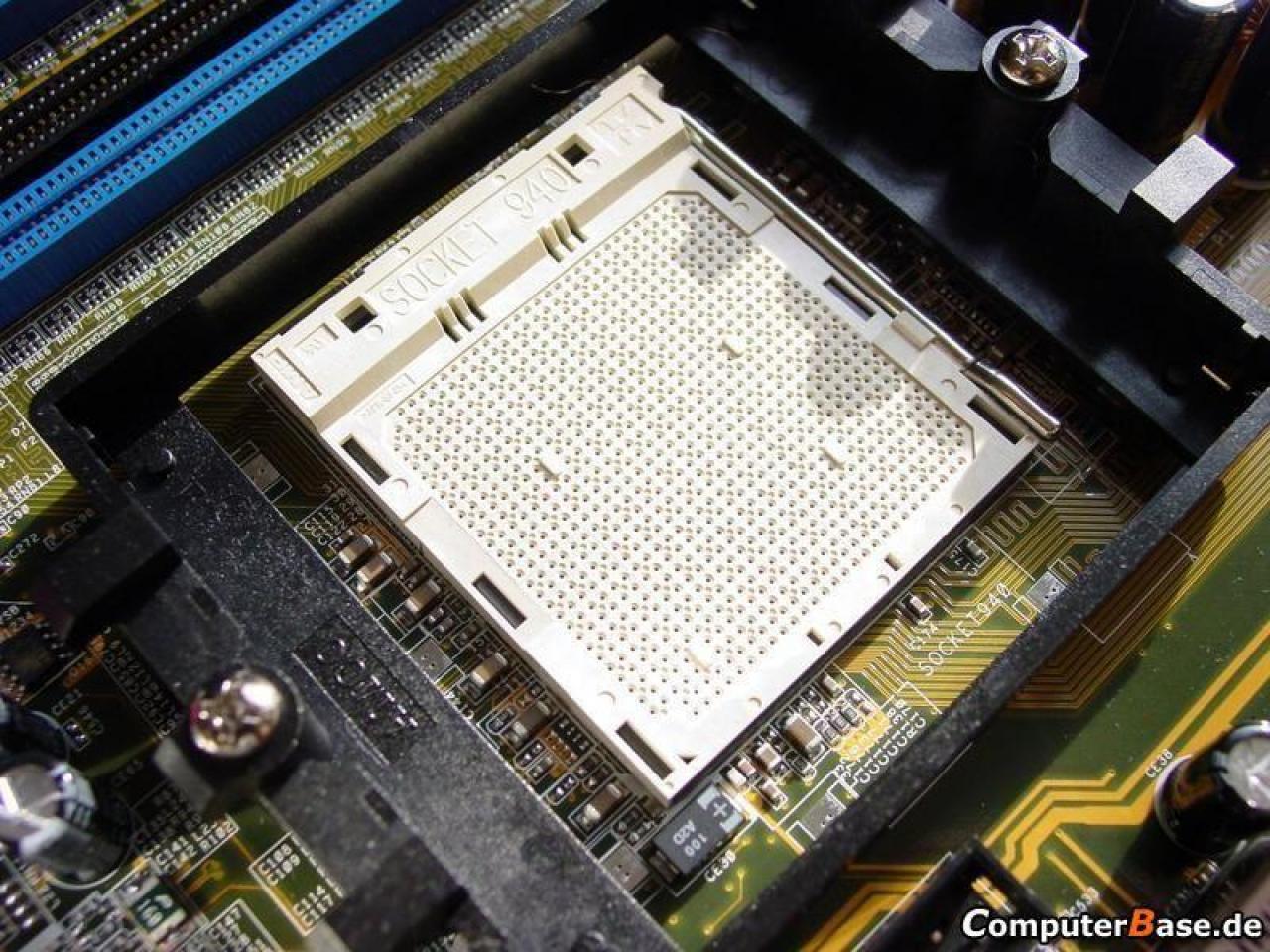 [15/03/2011] Die Lebensspanne des Server-Sockels 940 als Basis für Enthusiast-CPUs war noch kürzer, als die des Sockel 423.