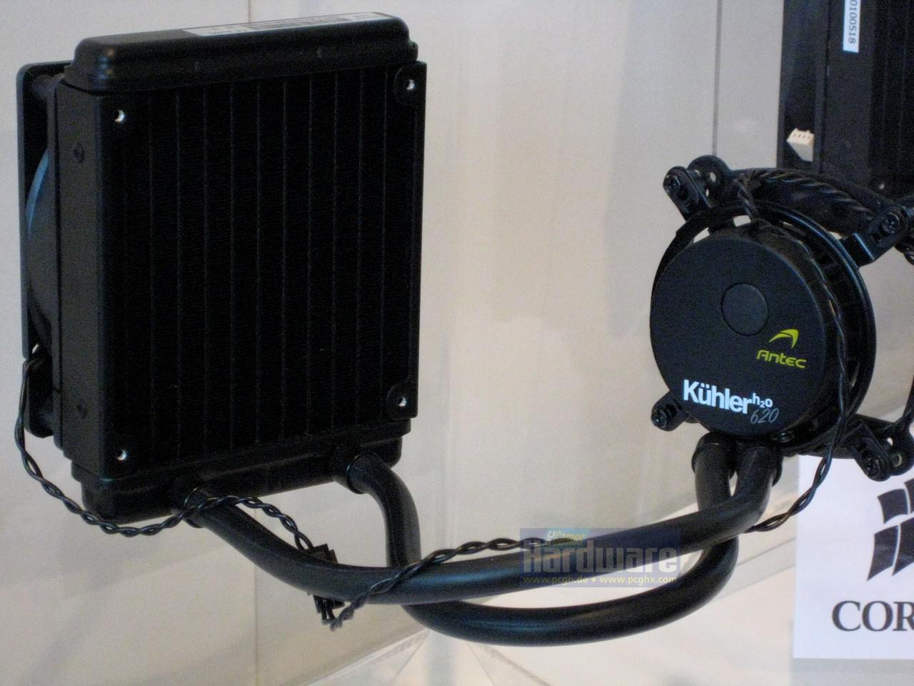 [08/03/2011] Cebit 2011: Asetek zeigt Dual-Radi-Wakü, GPU-Kühler und mehr (2)