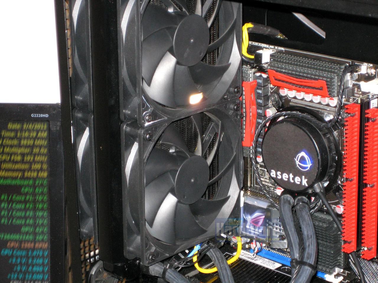 [08/03/2011] Cebit 2011: Asetek zeigt Dual-Radi-Wakü, GPU-Kühler und mehr (5)