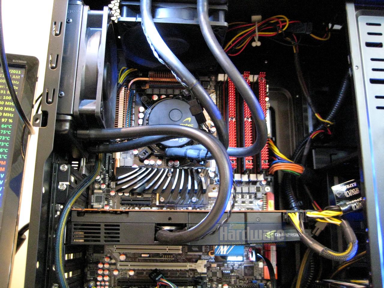 [08/03/2011] Cebit 2011: Asetek zeigt Dual-Radi-Wakü, GPU-Kühler und mehr (19)