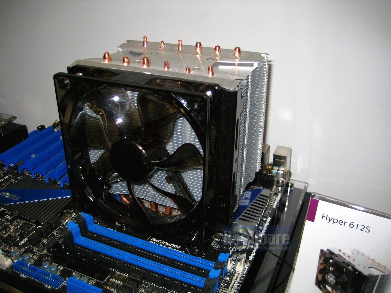 [08/03/2011] Cooler Master Hyper 612S: ein Turmkühler mit einem 1.300-U/min-Lüfter - interessant für Silent-Fans