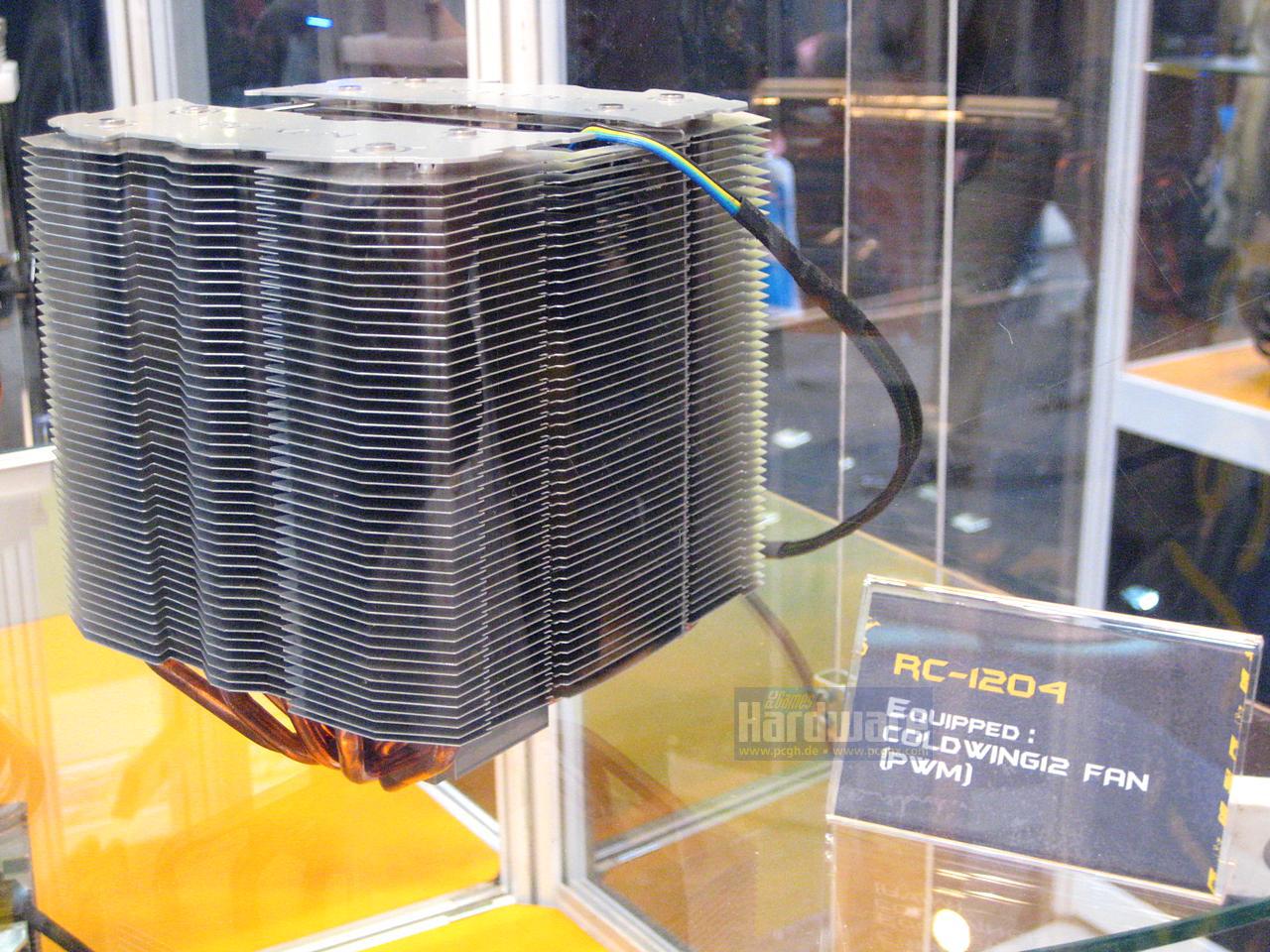 [03/03/2011] Cebit 2011: Reeven - eine neue Marke für Kühler, Lüfter und Netzteile (2)