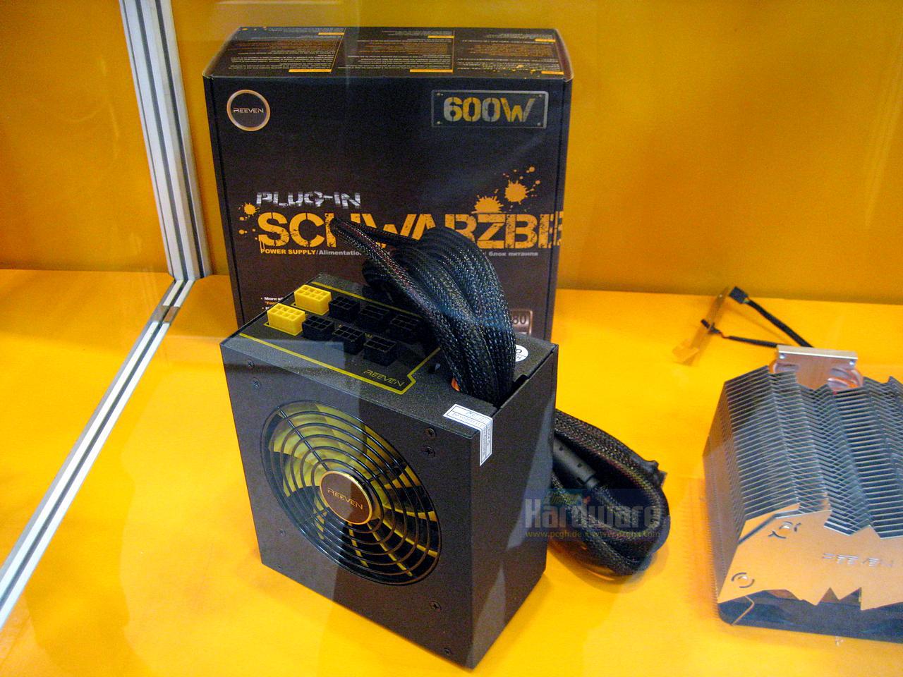[03/03/2011] Cebit 2011: Reeven - eine neue Marke für Kühler, Lüfter und Netzteile (18)