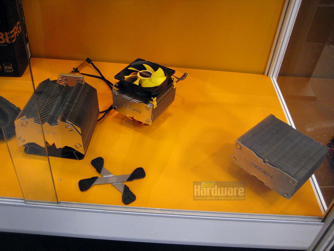 [03/03/2011] Cebit 2011: Reeven - eine neue Marke für Kühler, Lüfter und Netzteile (19)