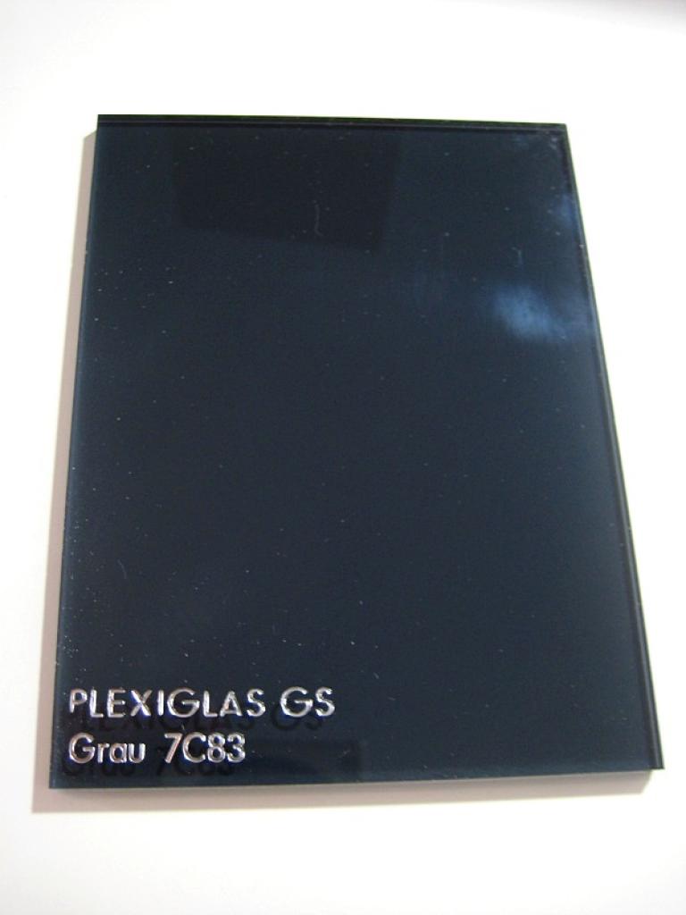 [08/03/2011] Das Schwarze mit der blonden Seele: kontrastreiches PC-Gehäuse im Eigenbau (19)