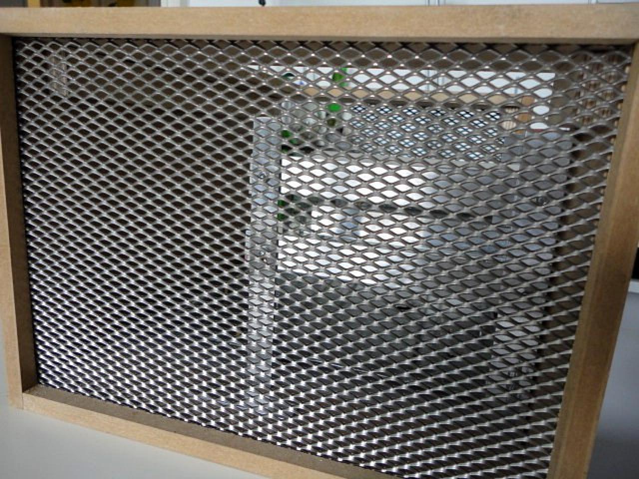 [08/03/2011] Das Schwarze mit der blonden Seele: kontrastreiches PC-Gehäuse im Eigenbau (34)