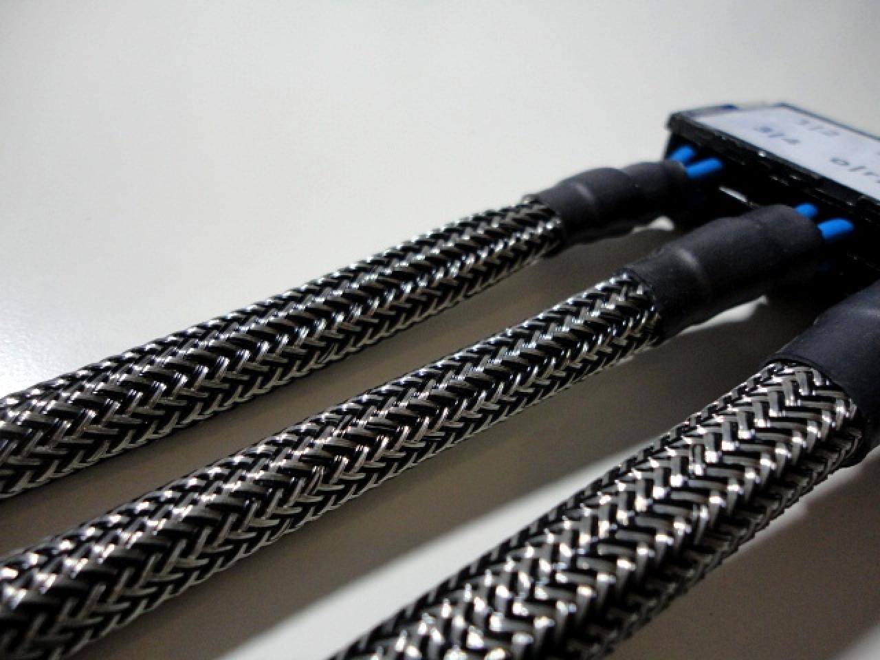 [08/03/2011] Das Schwarze mit der blonden Seele: kontrastreiches PC-Gehäuse im Eigenbau (65)