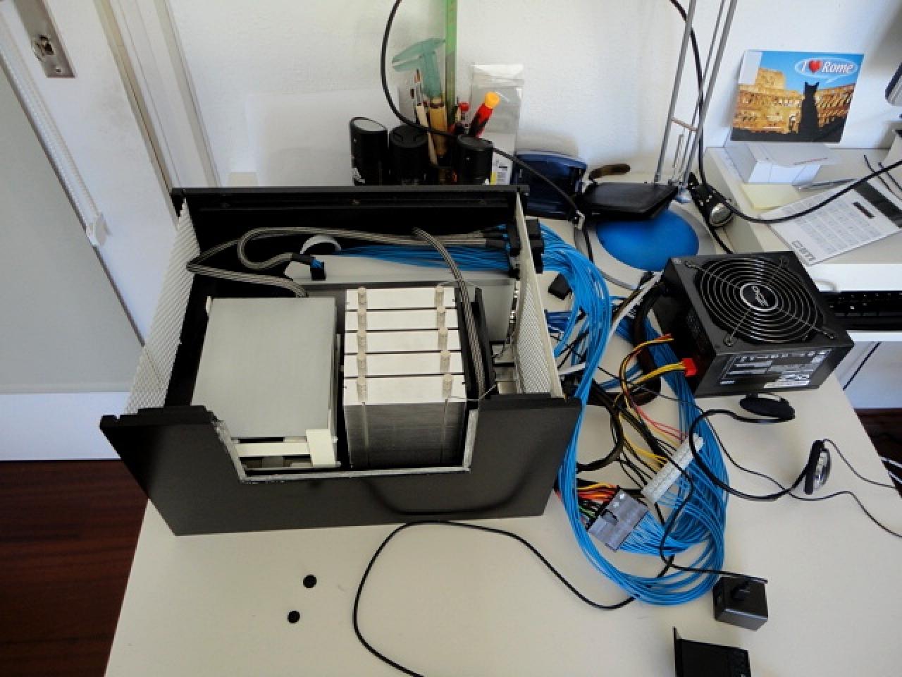 [08/03/2011] Das Schwarze mit der blonden Seele: kontrastreiches PC-Gehäuse im Eigenbau (113)