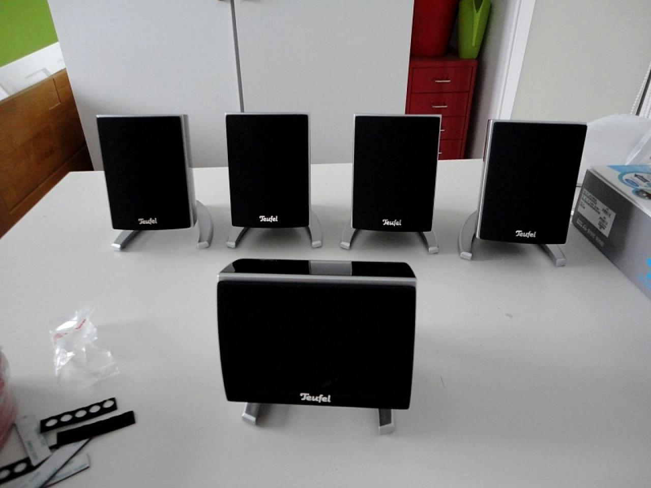 [08/03/2011] Das Schwarze mit der blonden Seele: kontrastreiches PC-Gehäuse im Eigenbau (131)