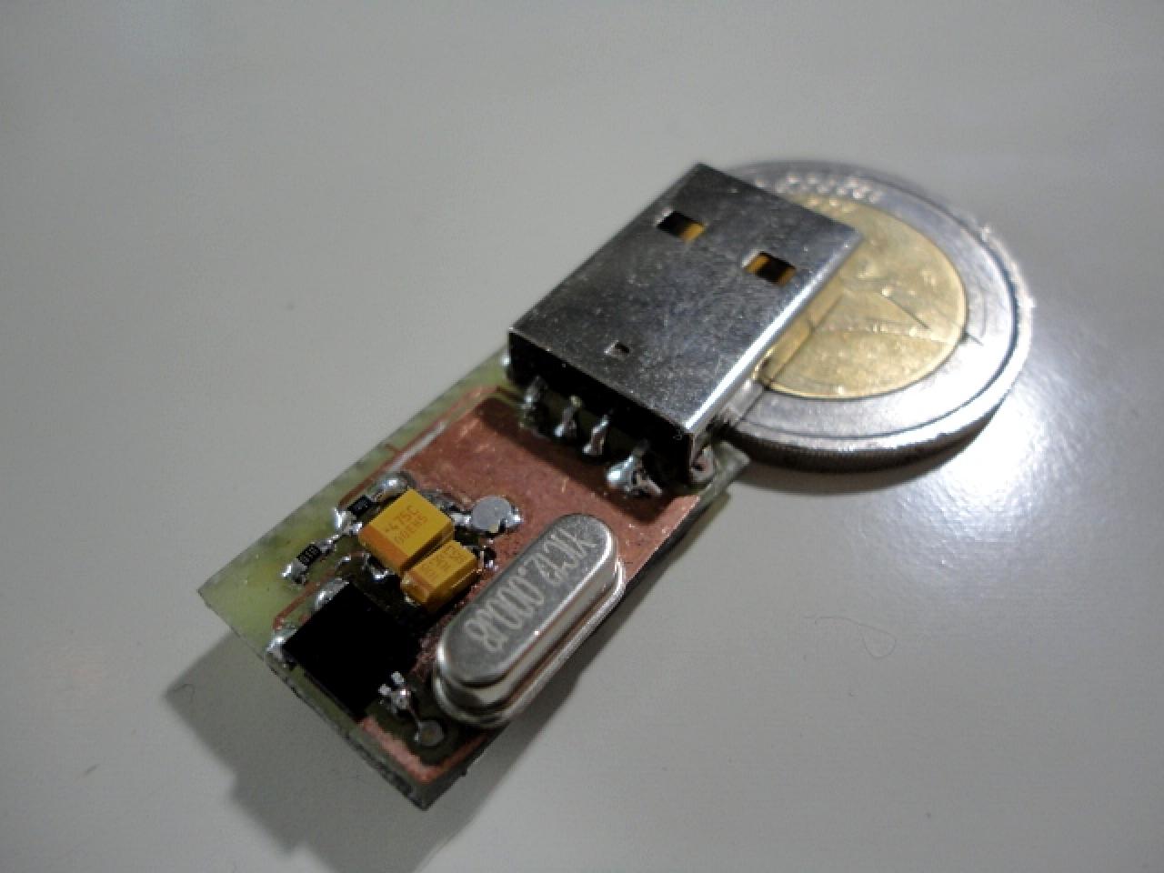 [08/03/2011] Das Schwarze mit der blonden Seele: kontrastreiches PC-Gehäuse im Eigenbau (132)