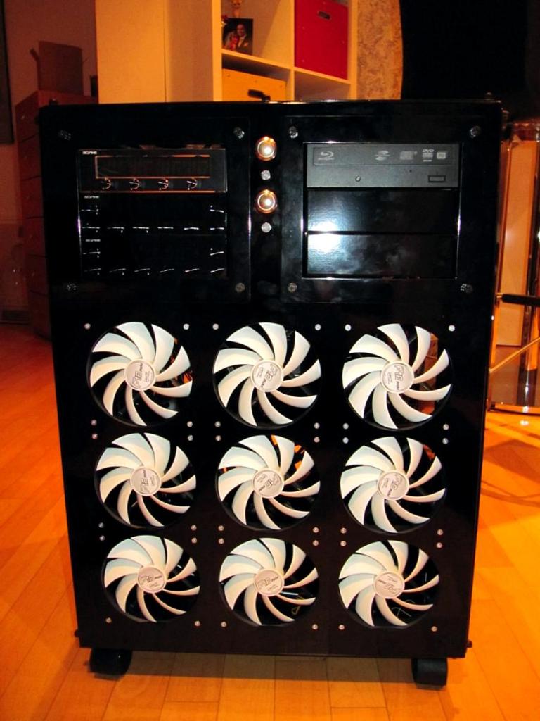 [18/03/2011] Tagebuch mit High-End-Hardware: Mountain Mods schluckt Mo-Ra 3 (8)