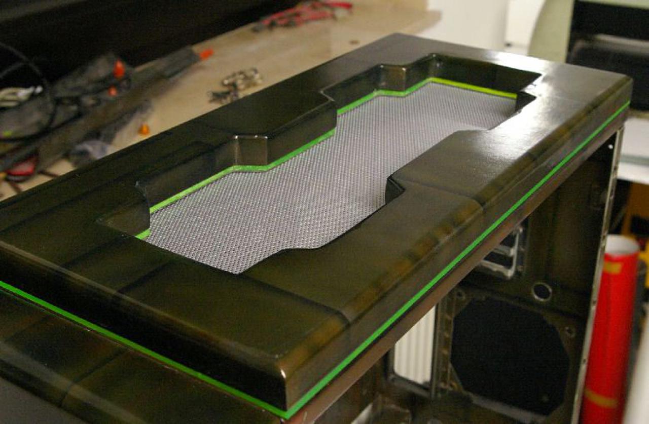 [25/03/2011] Irres Walker-Projekt: eine schwer bewaffnete Casemod erobert das Museum (16)