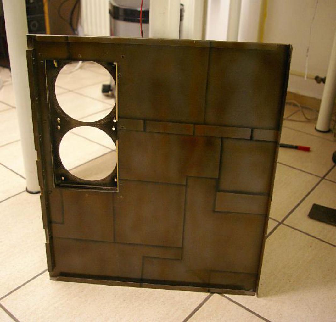 [25/03/2011] Irres Walker-Projekt: eine schwer bewaffnete Casemod erobert das Museum (20)