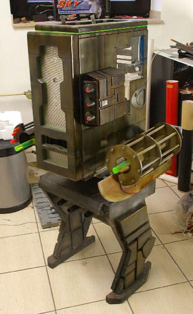 [25/03/2011] Irres Walker-Projekt: eine schwer bewaffnete Casemod erobert das Museum (36)