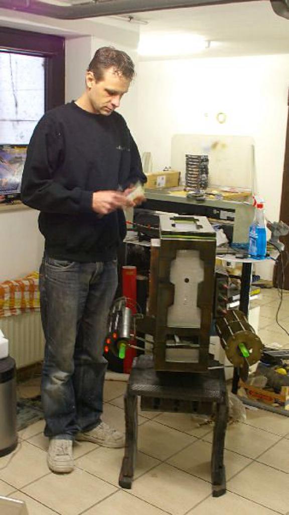 [25/03/2011] Irres Walker-Projekt: eine schwer bewaffnete Casemod erobert das Museum (38)