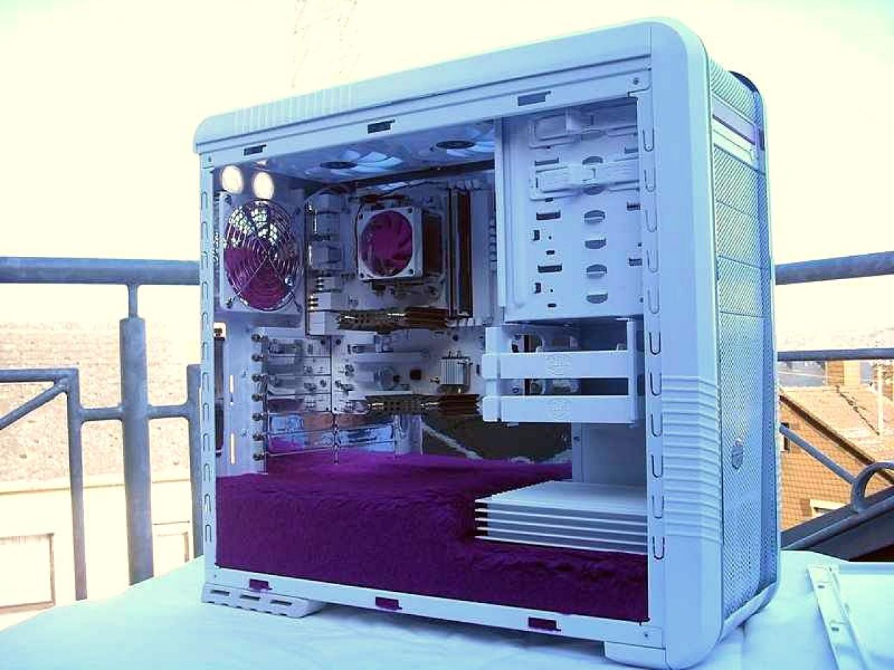 [11/03/2011] Überraschungs-Casemod für die Schwester - Update mit lila Plüsch und Spiegelfolie (61)