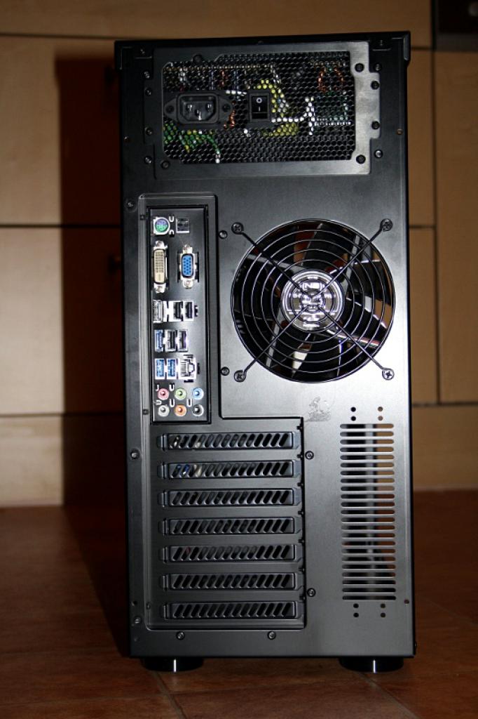 [02/03/2011] Casemod-Blitztagebuch: ein Spendenrechner für den Kindergarten (8)