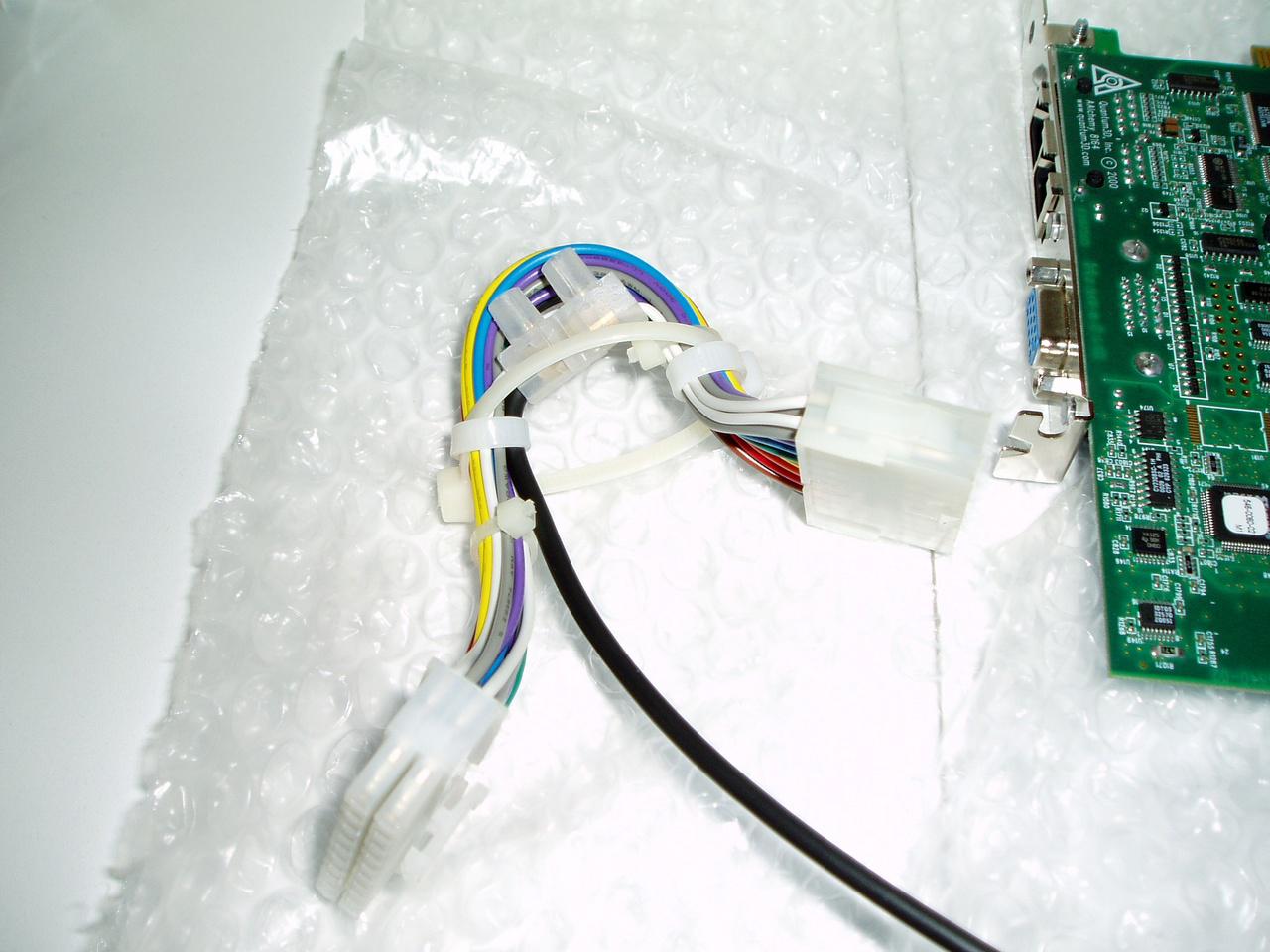 [02/03/2011] Netzteil für acht 3dfx-GPUs im Eigenbau (4)