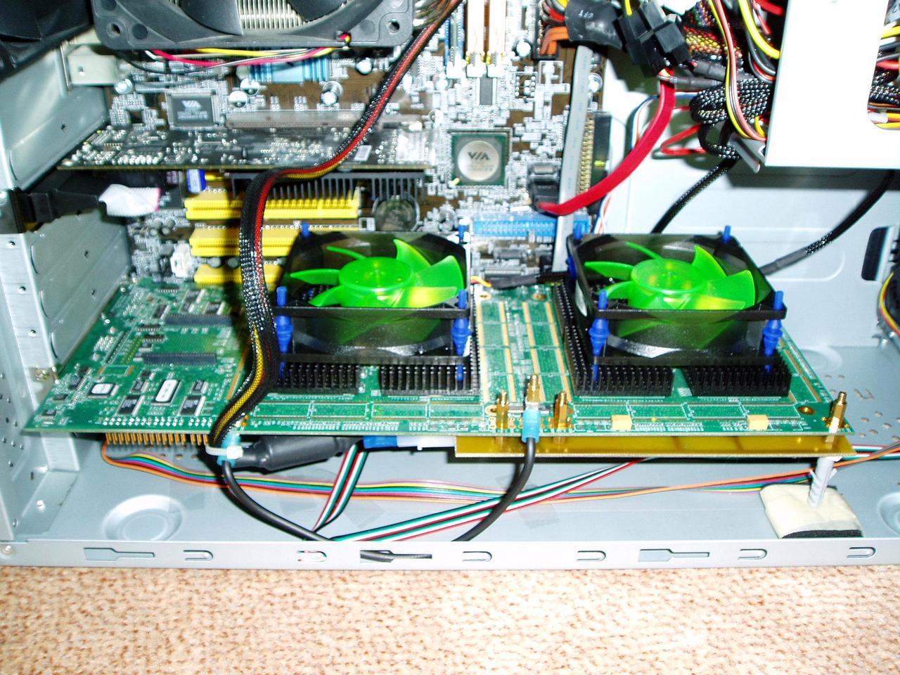 [02/03/2011] Netzteil für acht 3dfx-GPUs im Eigenbau (17)