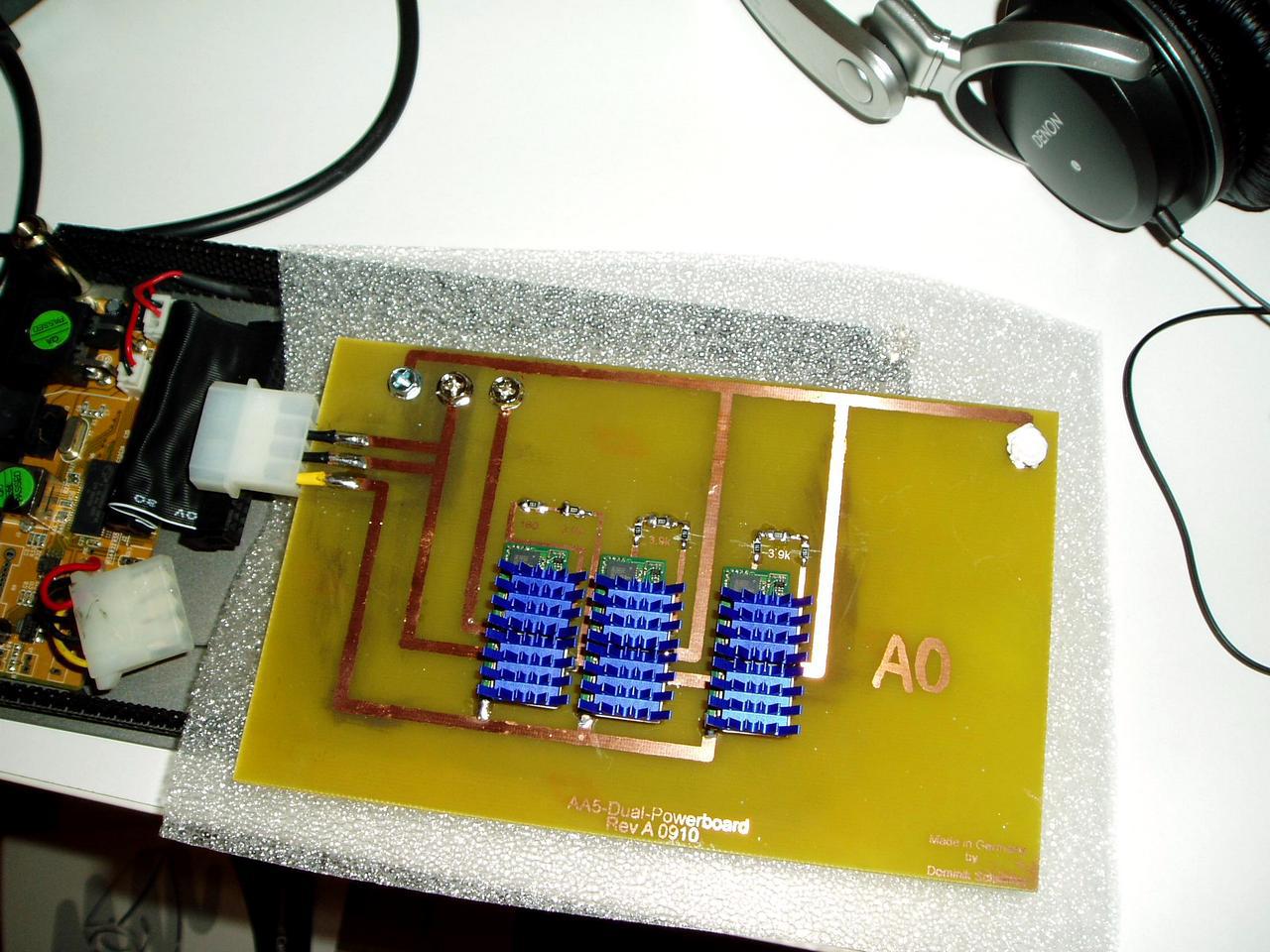 [02/03/2011] Netzteil für acht 3dfx-GPUs im Eigenbau (18)