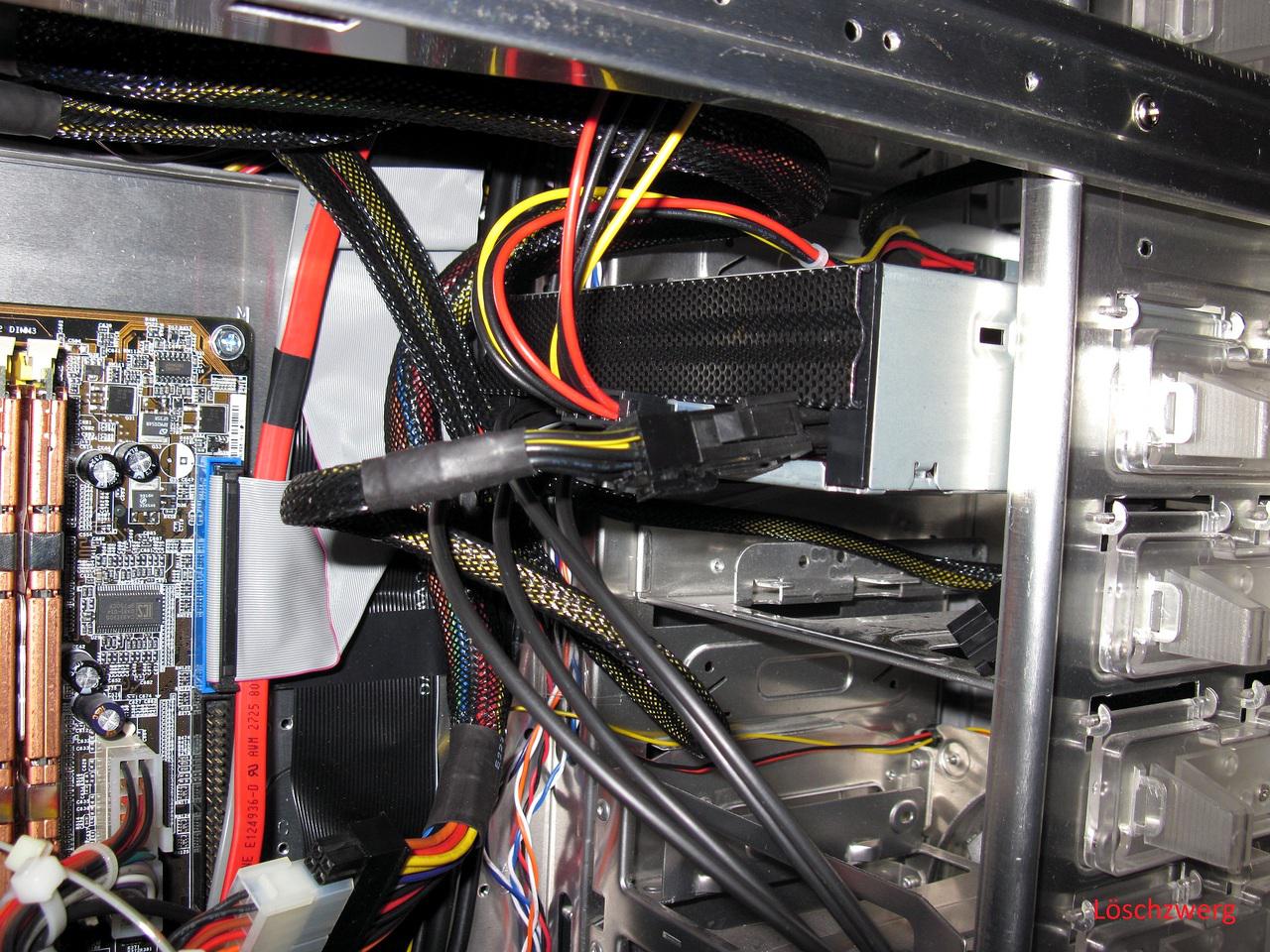 [02/03/2011] Netzteil für acht 3dfx-GPUs im Eigenbau (65)