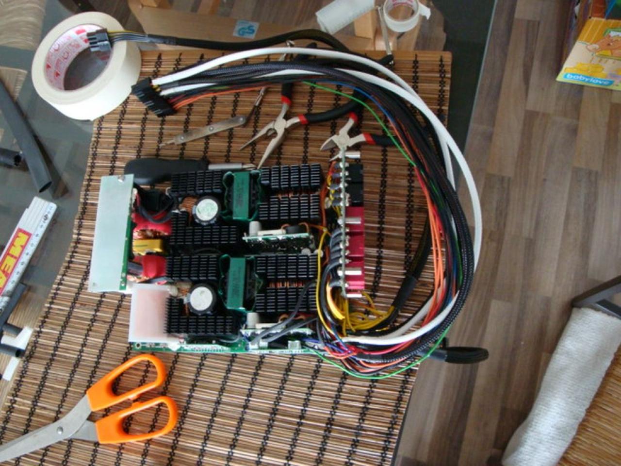 [21/04/2011] PCGHX: PSU-Mod by Equilibrium Bild 1