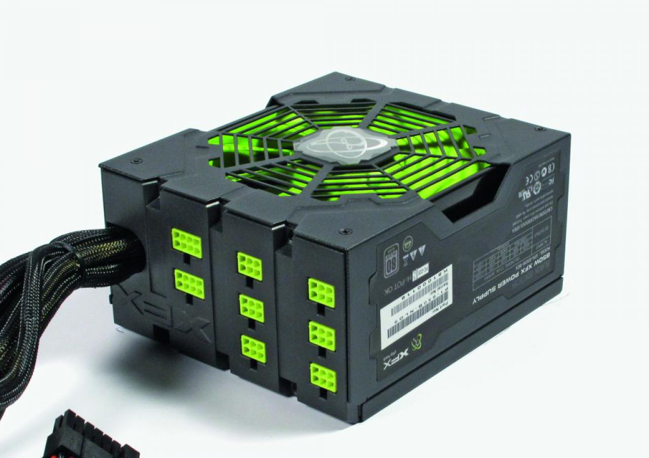 [21/04/2011] Meilensteine: Xfx Black Edition 850W mit speziellem Design