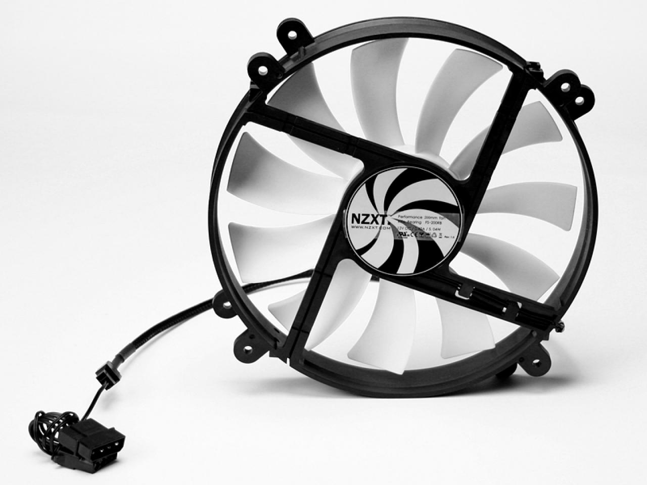 [29/04/2011] NZXT FS-200LED (20)