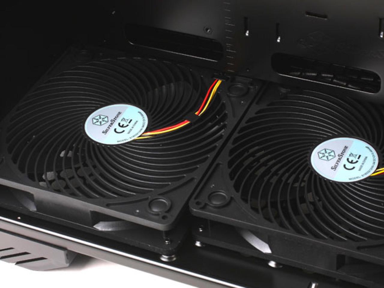 [09/04/2011] Silverstone stellt das Raven 3 vor (13)