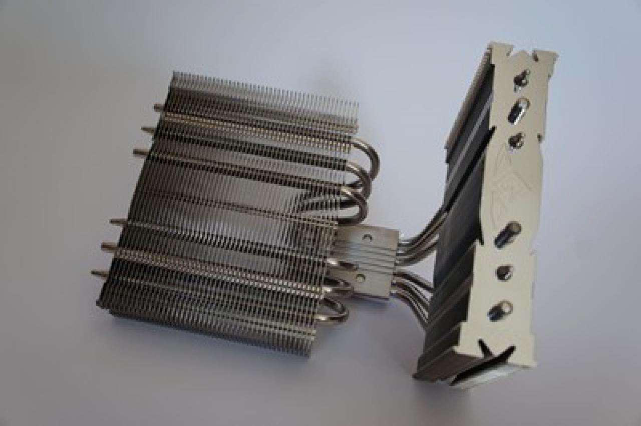 [28/04/2011] Prolimatechs Genesis im PCGHX-Test: Was kann der Edel-Kühler? (3)