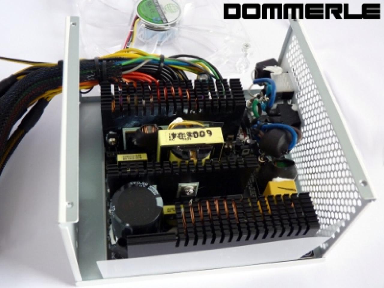 [19/04/2011] Xilence XQ 600 Watt Netzteil im Review (8)