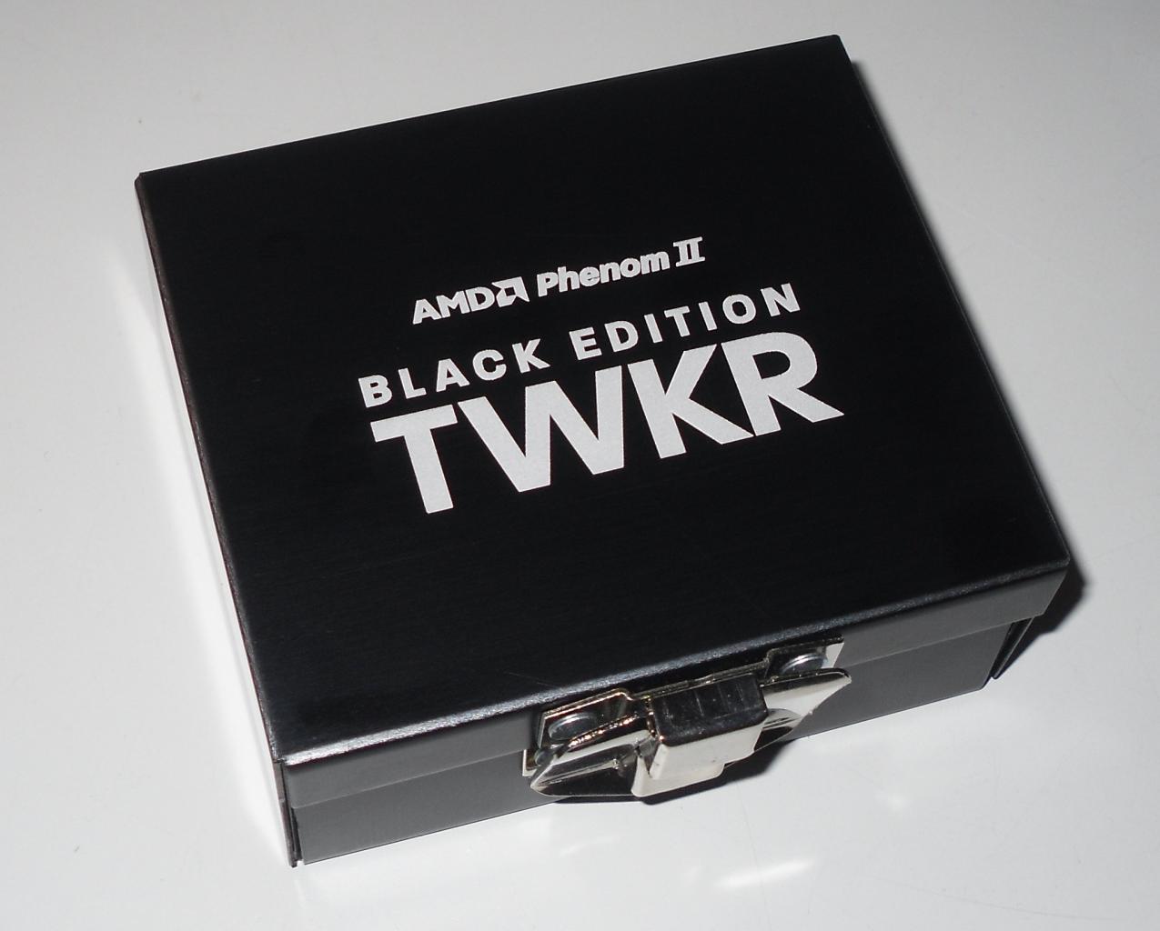 [06/04/2011] Phenom II X4 42 TWKR Black Edition war der Name einer kleinen Reihe handverlesener CPUs, die AMD im Sommer 2009 an ausgewählte Personen verteilte. Übertaktungsrekorde blieben aber aus.