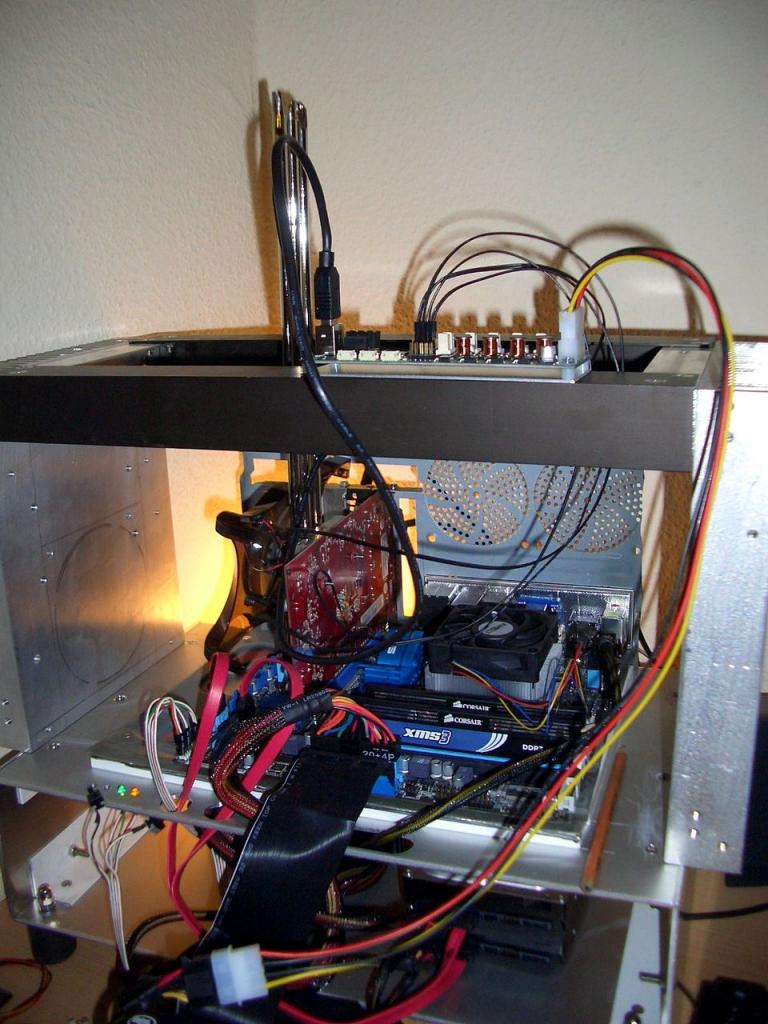 [29/04/2011] Faszinierendes Casecon-Projekt: Ein passiv gekühltes Meisterstück entsteht (32)