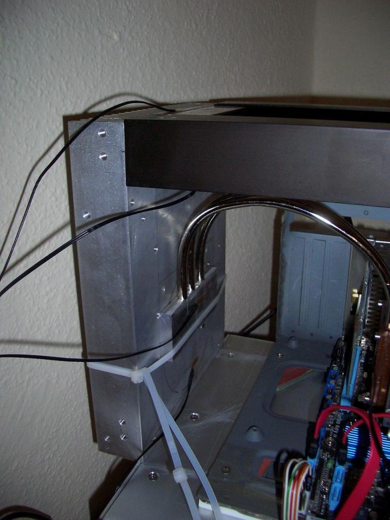 [29/04/2011] Faszinierendes Casecon-Projekt: Ein passiv gekühltes Meisterstück entsteht (34)