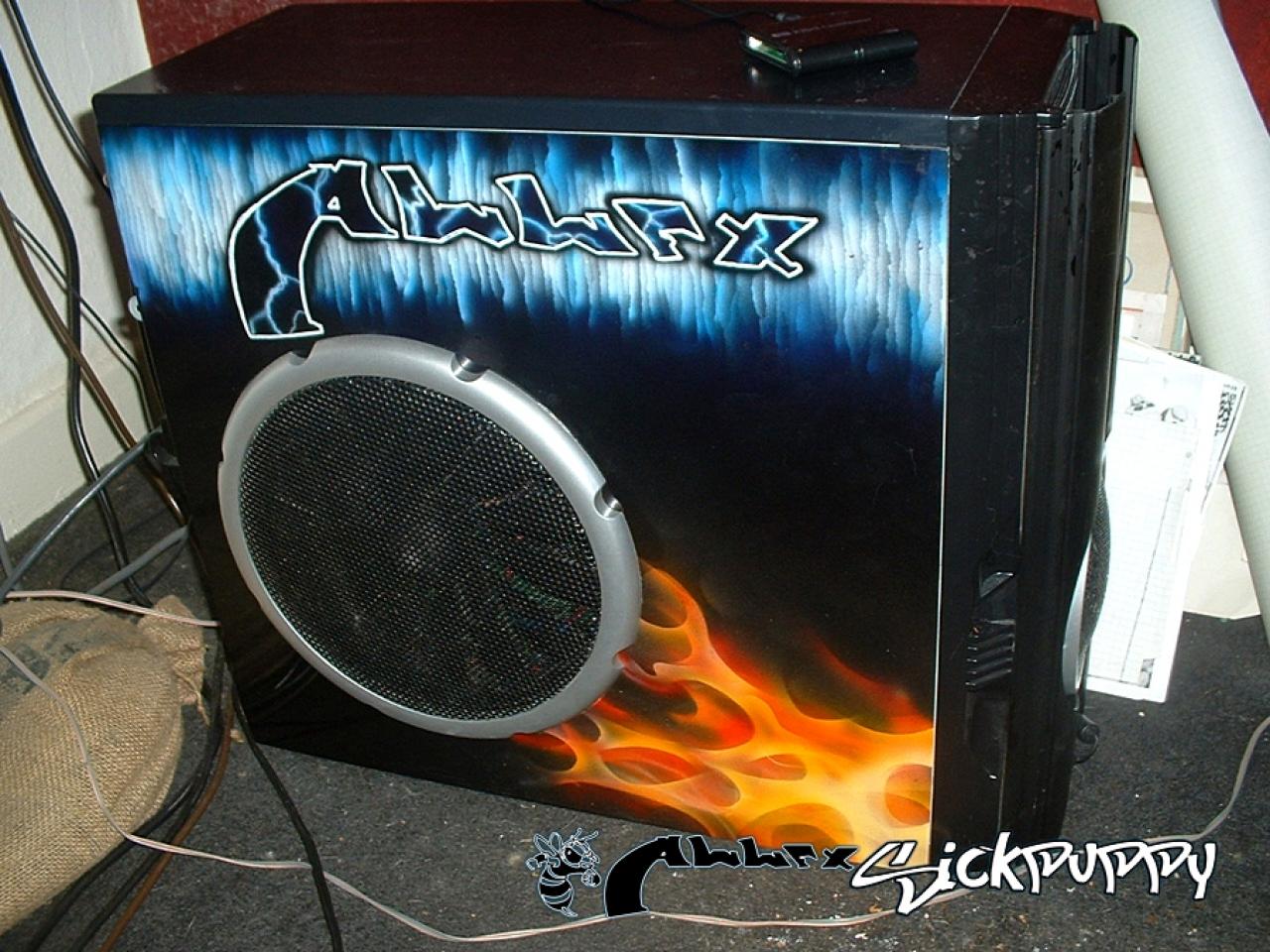 [15/04/2011] Casemod-Projekt Nanosick: Airbrush-Offensive bei Riesenlüfter-Tower (4)