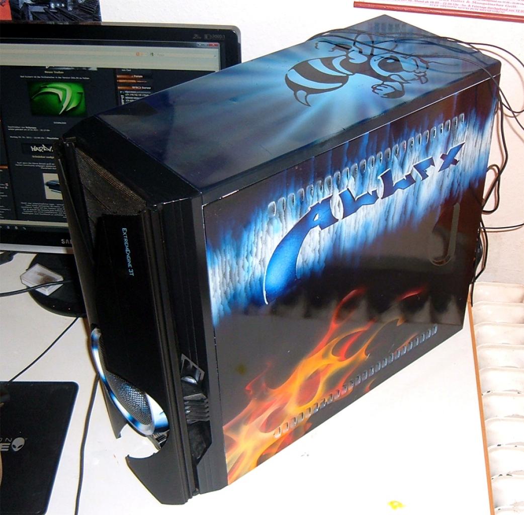 [15/04/2011] Casemod-Projekt Nanosick: Airbrush-Offensive bei Riesenlüfter-Tower (21)